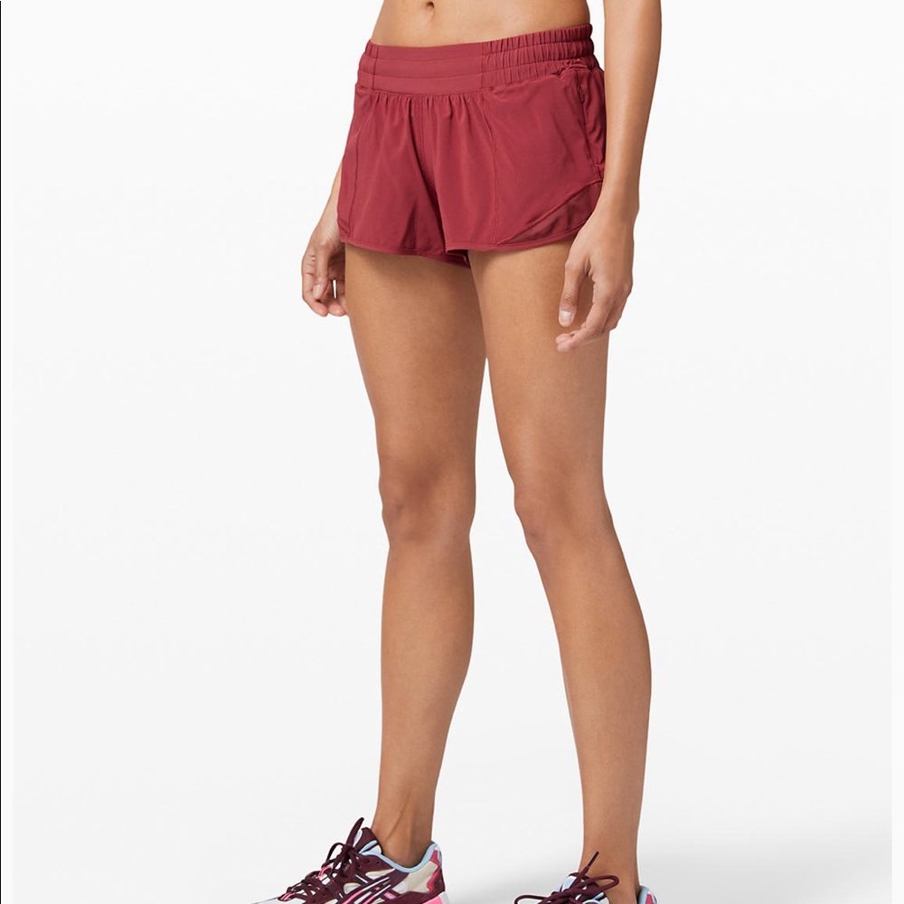 Hotty Hot 2 Shorts Lululemon Athletica 4in. Inseam